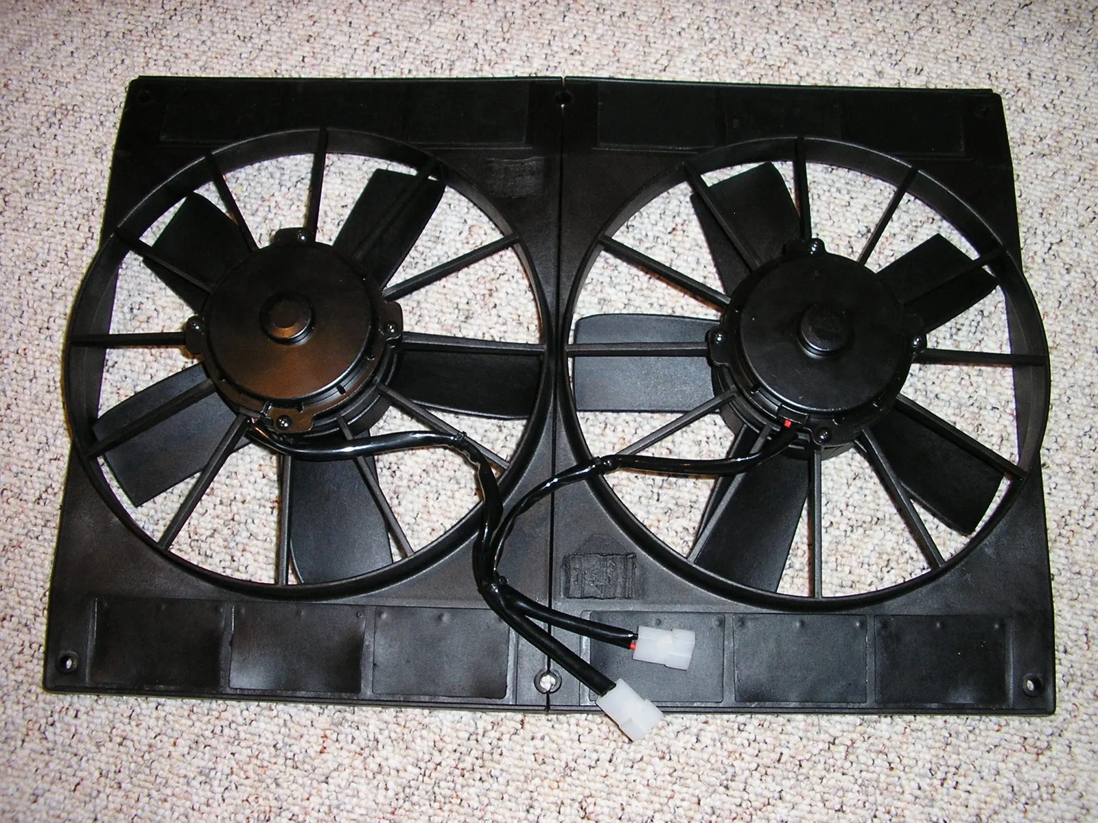 Dual Electric Radiator Cooling Fan Shroud - view 2