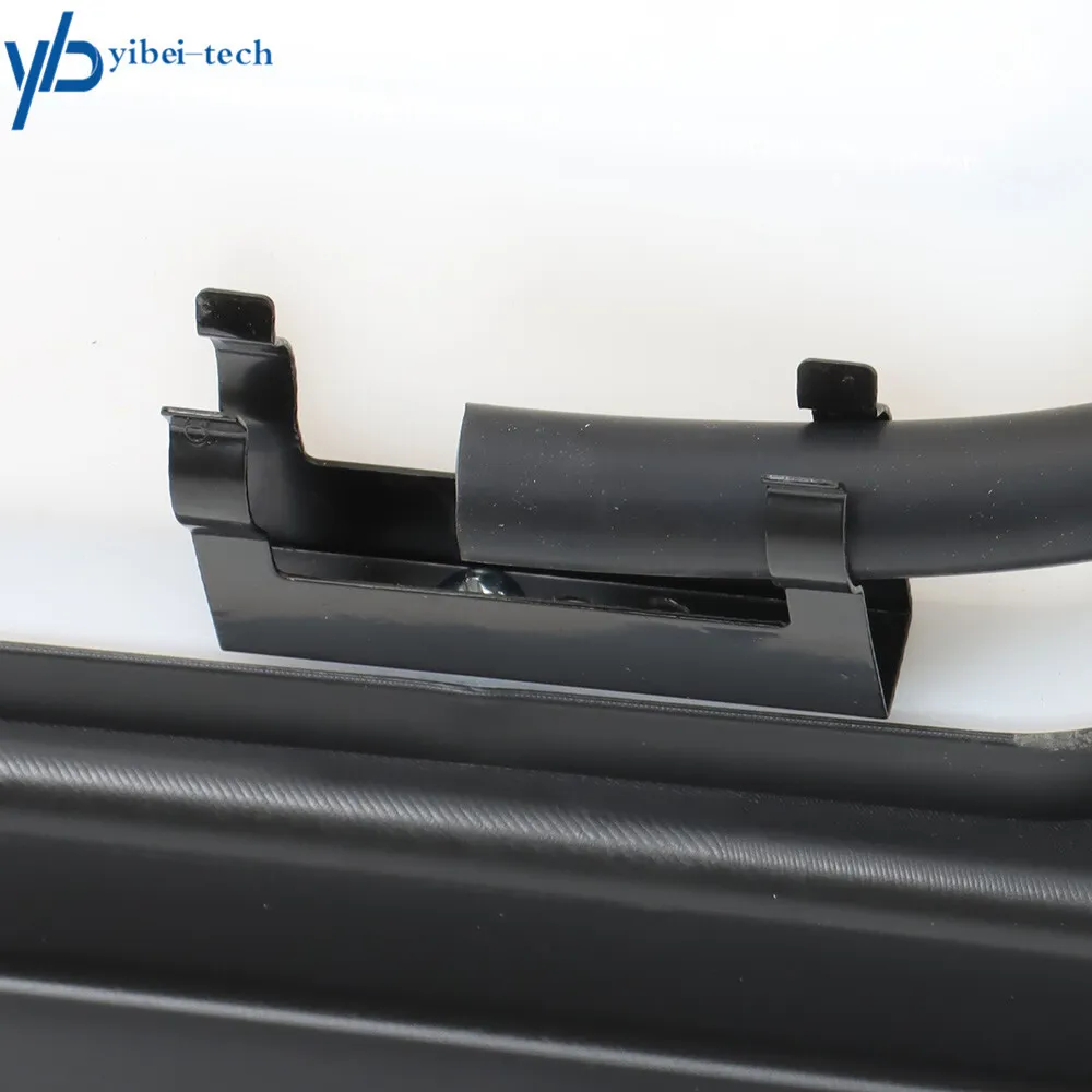 Engine Cooling Fan Blade & Shroud Assembly - view 5