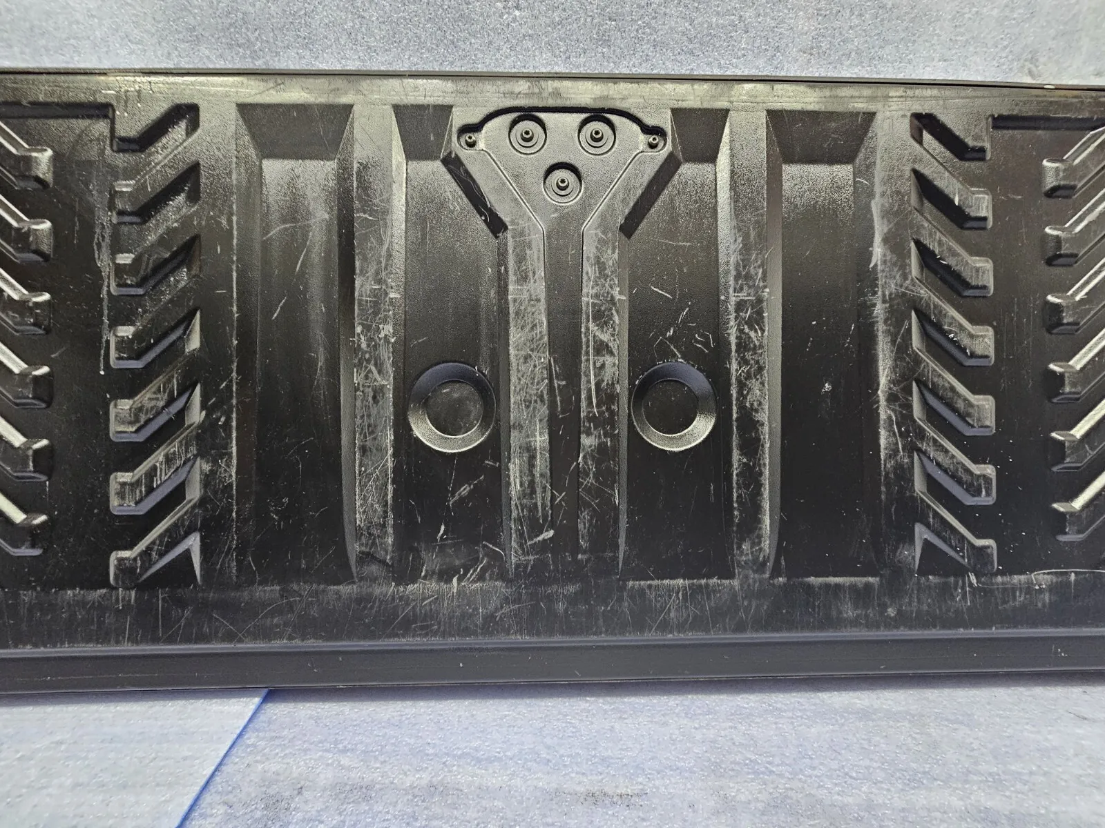 Factory-Style Textured Replacement Tailgate Assembly - view 6