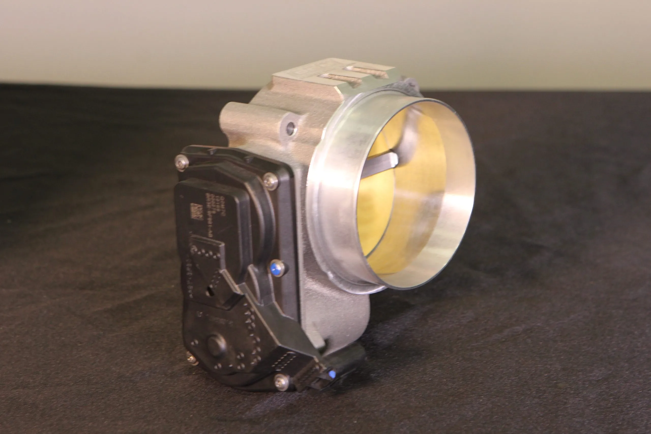 Performance Throttle Body & Cold Air Shroud Combo - view 5
