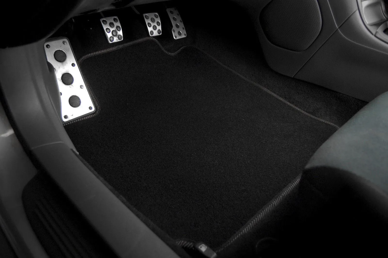 Premium Custom-Fit Carpet Replacement Set - view 2