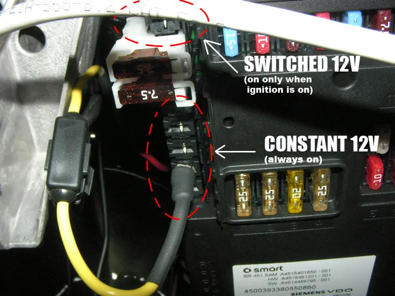 Under-Dash Smart Fuse Power Distribution Center - view 4
